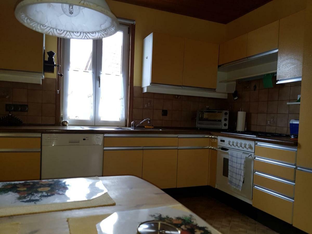 Ferienwohnung Zentrumsnah Эсслинген Экстерьер фото